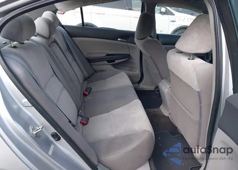 2010 Honda Accord 2.4 Lx из США, поврежденный, VIN 1HGCP2F32AA037716